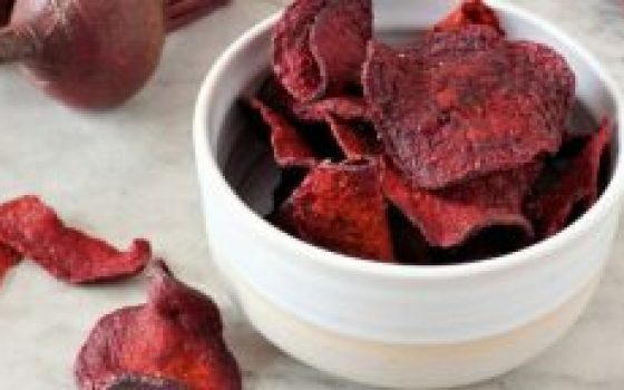 combien-de-calories-dans-les-chips-de-betterave-702x336